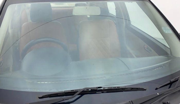 2012 Maruti Swift Dzire VDI, Diesel, Manual, 1,23,814 km, Front windshield - Minor spot on windshield