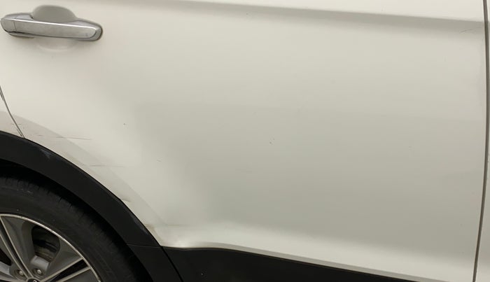 2017 Hyundai Creta SX PLUS AT 1.6 PETROL, Petrol, Automatic, 95,325 km, Right rear door - Minor scratches