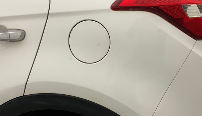 2017 Hyundai Creta SX PLUS AT 1.6 PETROL, Petrol, Automatic, 95,325 km, Left quarter panel - Minor scratches