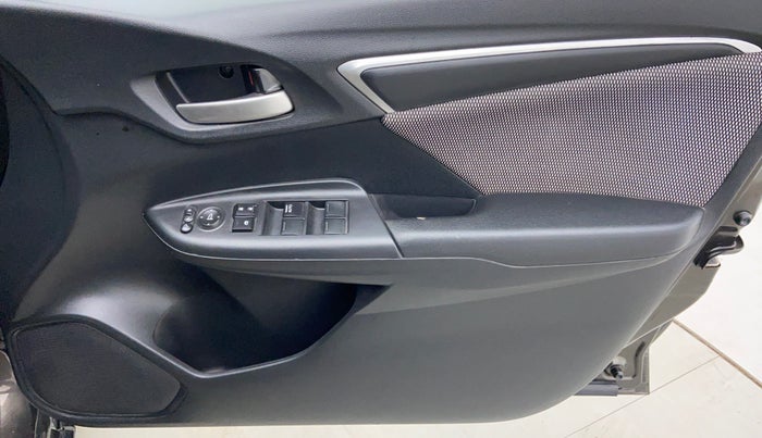 2018 Honda WR-V 1.2 i-VTEC VX MT, Petrol, Manual, 15,175 km, Driver Side Door Panels Controls
