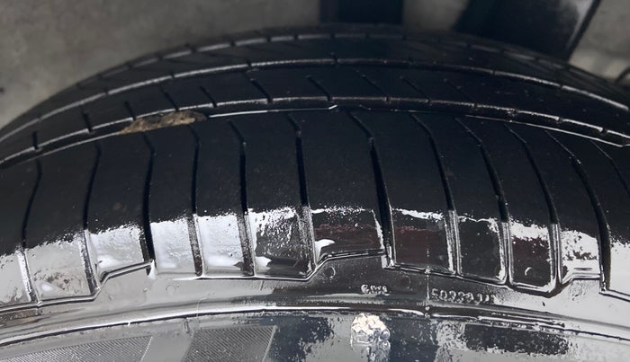 2014 Hyundai Xcent SX 1.2, Petrol, Manual, 30,593 km, Left Rear Tyre Tread