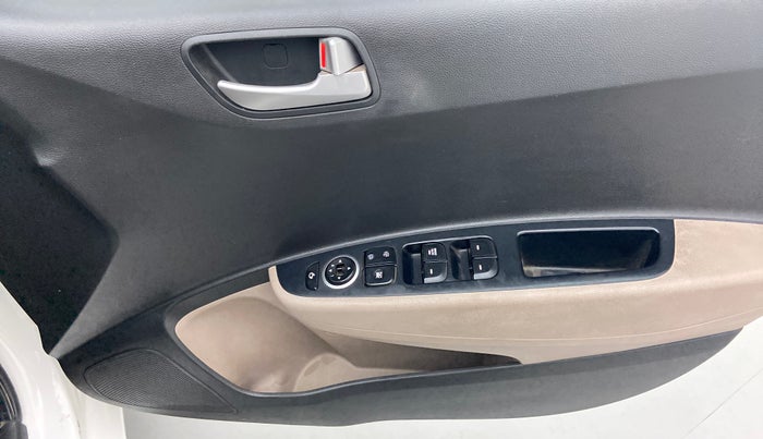 2014 Hyundai Xcent SX 1.2, Petrol, Manual, 30,593 km, Driver Side Door Panels Control