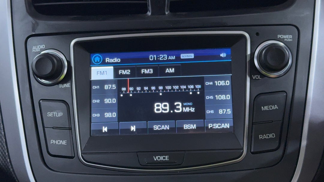 2016 Hyundai Accent Active, Manual, 99458 km, Infotainment System