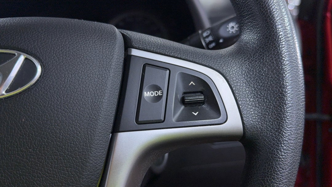 2016 Hyundai Accent Active, Manual, 99458 km, Cruise Control