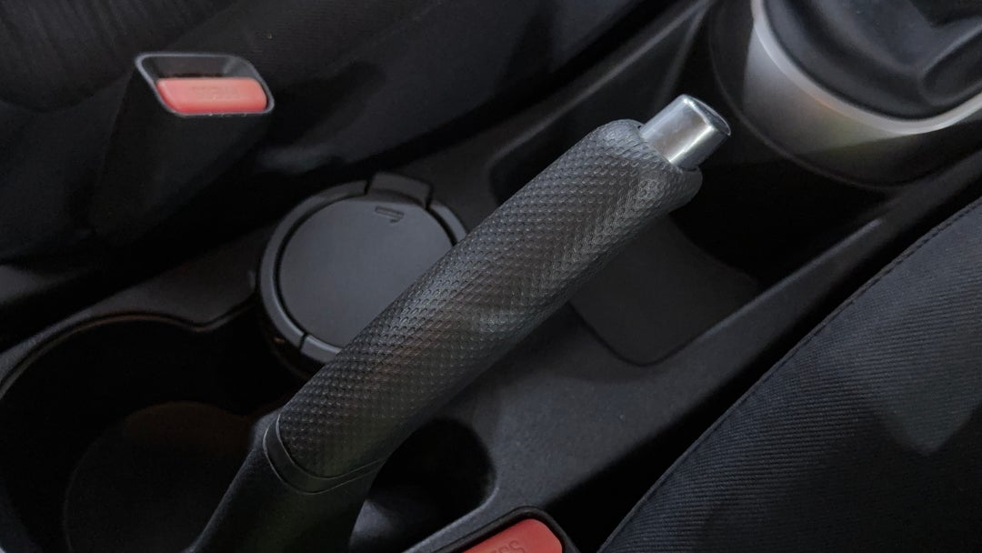 2016 Hyundai Accent Active, Manual, 99458 km, Handbrake