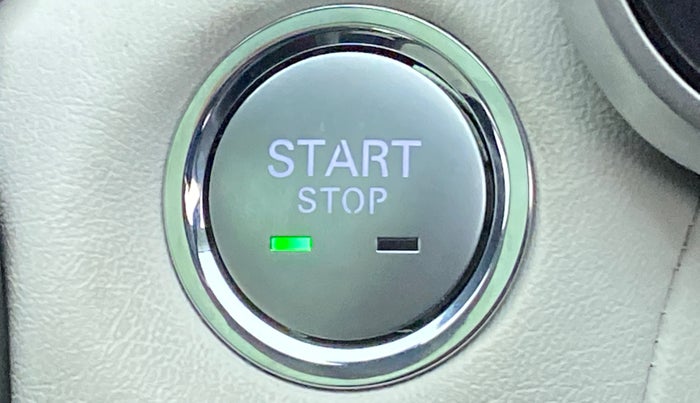2022 MG ASTOR SHARP 1.5MT, Petrol, Manual, 8,604 km, Keyless Start/ Stop Button