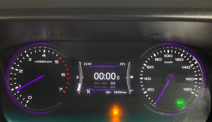 2018 Mahindra MARAZZO M8 7 STR, Diesel, Manual, 63,509 km, Odometer Image