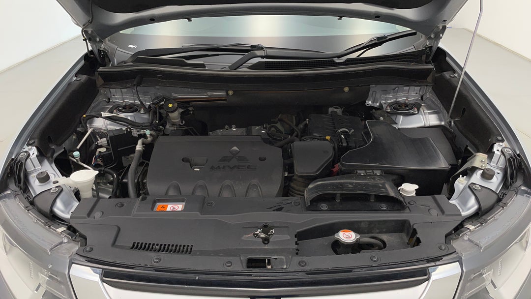 Open Bonnet (Engine)