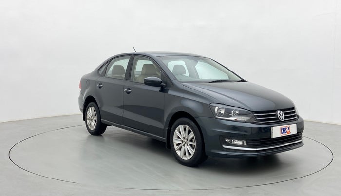 2016 Volkswagen Vento HIGHLINE PETROL AT, Petrol, Automatic, 70,662 km, Right Front Diagonal