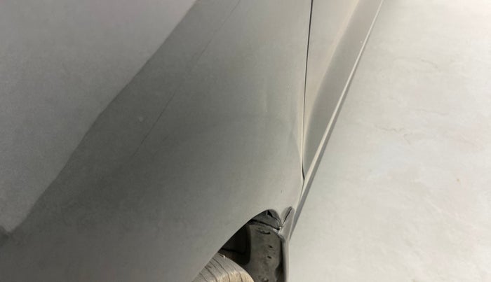 2016 Volkswagen Vento HIGHLINE PETROL AT, Petrol, Automatic, 70,662 km, Left fender - Slightly dented