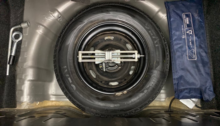 2016 Datsun Redi Go T (O), Petrol, Manual, 23,484 km, Spare Tyre