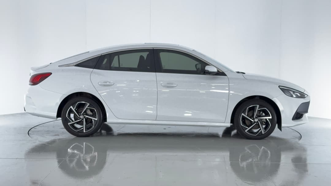 2023 MG Mg5 Essence, Automatic, 11655 km, Right Side View