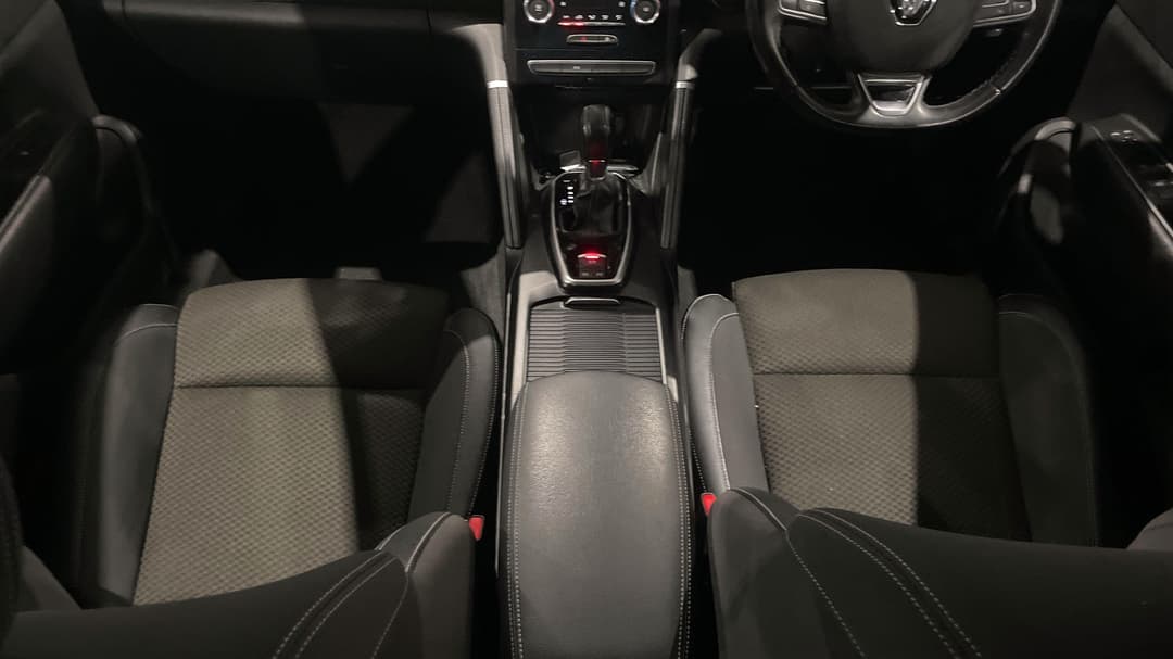 2022 Renault Koleos Life (4x2), Automatic, 53097 km, Center Console