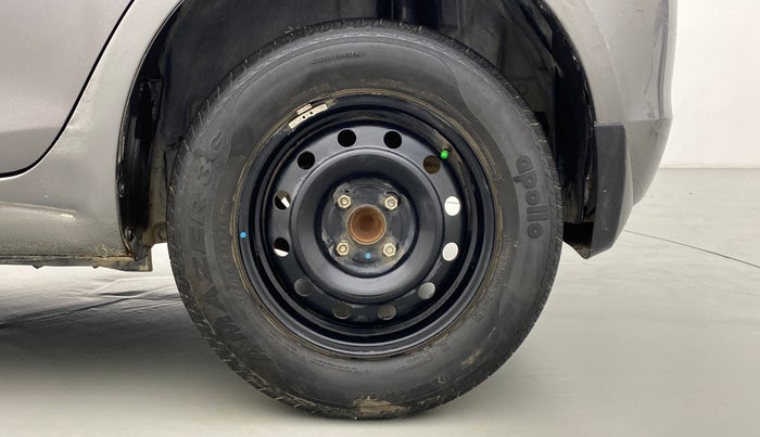 2015 Maruti Swift VXI D, Petrol, Manual, 43,301 km, Left Rear Wheel