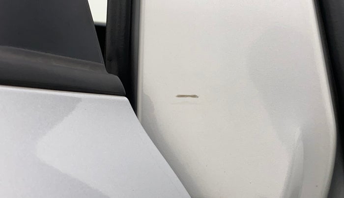 2018 Hyundai Elite i20 ASTA 1.2 (O), Petrol, Manual, 50,068 km, Right B pillar - Minor scratches