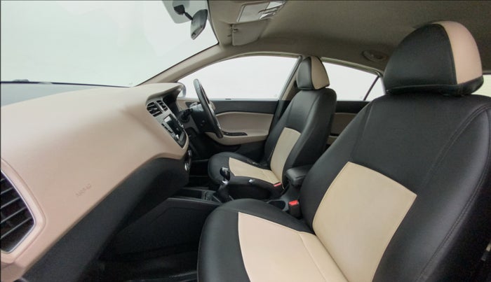 2018 Hyundai Elite i20 ASTA 1.2 (O), Petrol, Manual, 50,068 km, Right Side Front Door Cabin