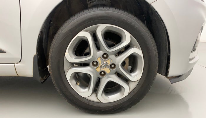 2018 Hyundai Elite i20 ASTA 1.2 (O), Petrol, Manual, 50,068 km, Right Front Wheel