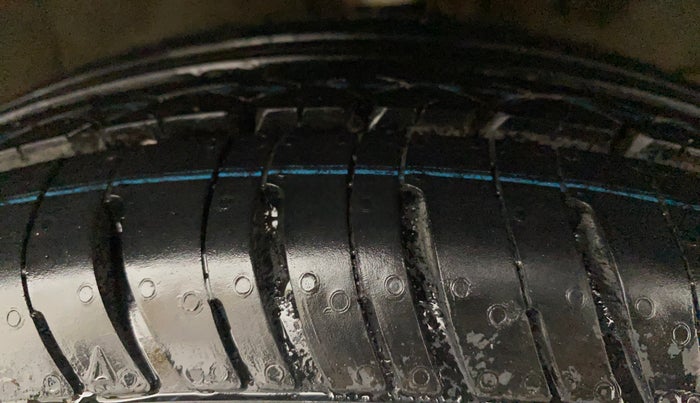 2018 Honda Brio S(O) MT, Petrol, Manual, 40,502 km, Right Front Tyre Tread