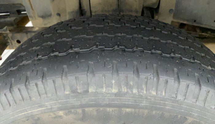 2019 Mahindra Thar CRDE 4X4 AC, Diesel, Manual, 54,575 km, Left Front Tyre Tread
