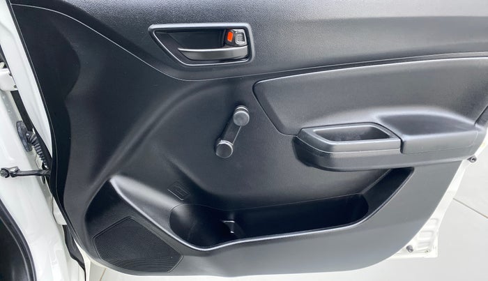 2020 Maruti Swift LXI D, Petrol, Manual, 4,556 km, Driver Side Door Panels Control