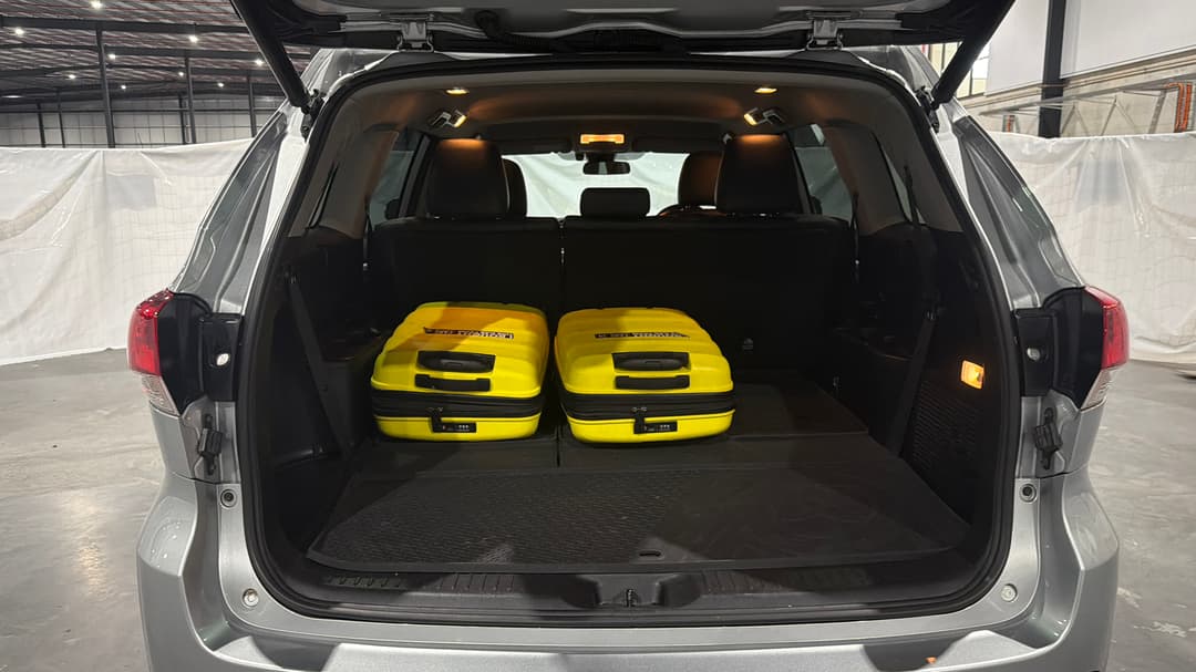 2019 Toyota Kluger Gxl (4x2), Automatic, 59107 km, Boot Inside View with Luggage