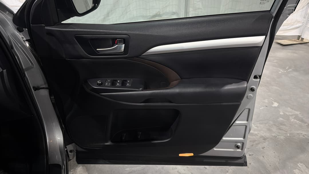 2019 Toyota Kluger Gxl (4x2), Automatic, 59107 km, Speaker View