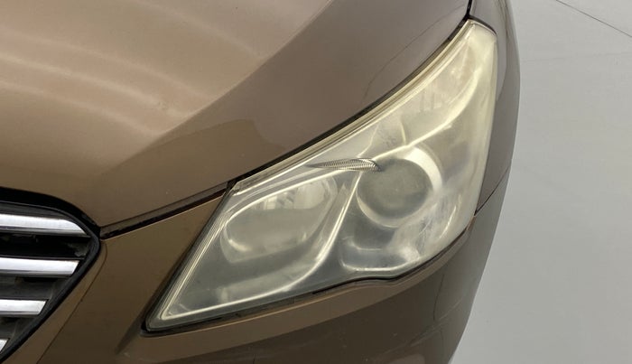 2016 Maruti Ciaz ZXI AT, Petrol, Automatic, 95,191 km, Left headlight - Faded