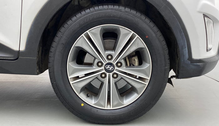 2016 Hyundai Creta 1.6 SX PLUS AUTO PETROL, Petrol, Automatic, 40,340 km, Right Front Wheel