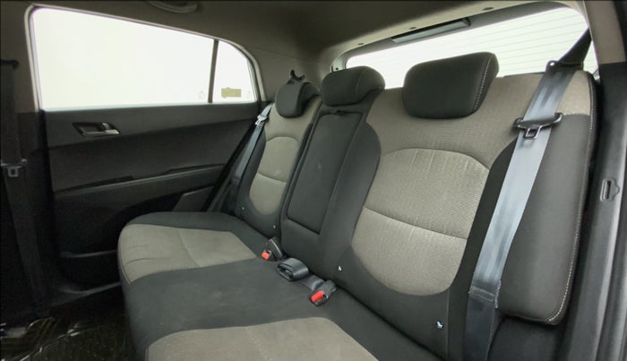 2016 Hyundai Creta 1.6 SX PLUS AUTO PETROL, Petrol, Automatic, 40,340 km, Right Side Rear Door Cabin