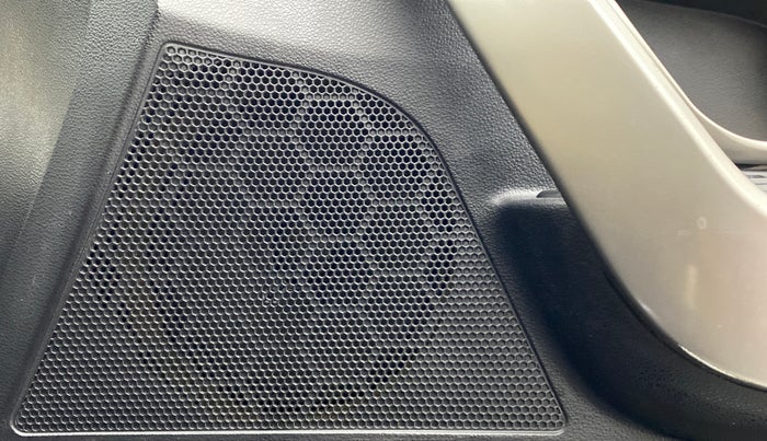 2018 Mahindra XUV500 W11 (O), Diesel, Manual, 41,028 km, Speaker