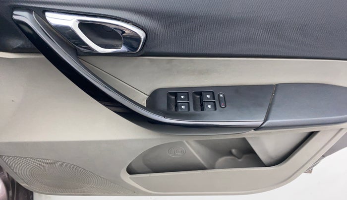 2017 Tata Tiago XZA 1.2 REVOTRON, Petrol, Automatic, 73,416 km, Driver Side Door Panels Control