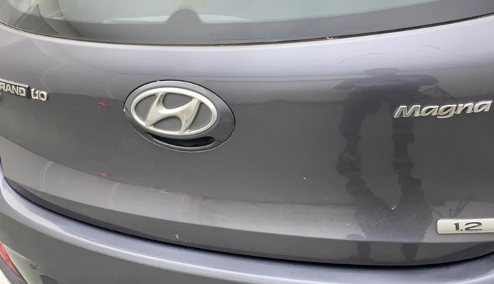 2014 Hyundai Grand i10 MAGNA 1.2 KAPPA VTVT, CNG, Manual, 72,154 km, Dicky (Boot door) - Minor scratches