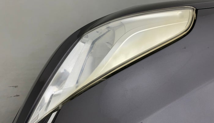 2017 Maruti Baleno ZETA PETROL 1.2, Petrol, Manual, 75,431 km, Right headlight - Faded