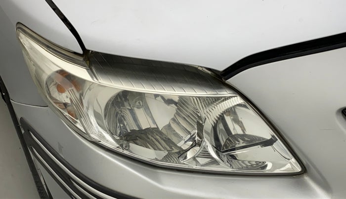 2010 Toyota Corolla Altis G PETROL, Petrol, Manual, 69,700 km, Right headlight - Faded