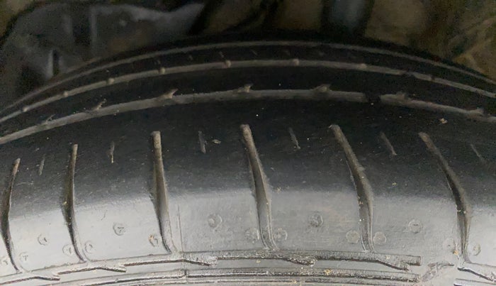 2019 MG HECTOR SHARP 2.0 DIESEL, Diesel, Manual, 96,699 km, Left Front Tyre Tread