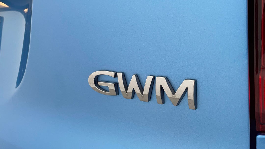 Badge (Boot Right Side)