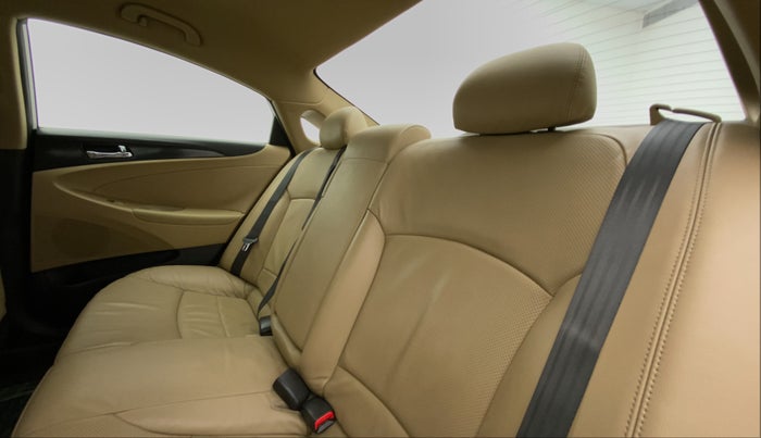 2014 Hyundai Sonata 2.4 GDI AT, Petrol, Automatic, 84,362 km, Right Side Rear Door Cabin