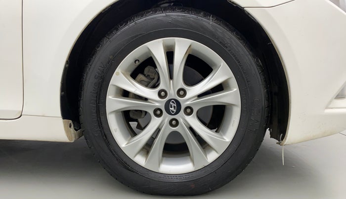 2014 Hyundai Sonata 2.4 GDI AT, Petrol, Automatic, 84,362 km, Right Front Wheel