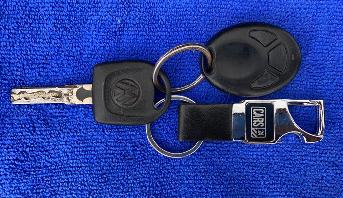 2011 Volkswagen Polo TRENDLINE 1.2L PETROL, Petrol, Manual, 75,918 km, Key Close Up