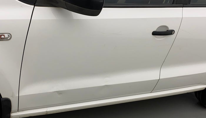 2011 Volkswagen Polo TRENDLINE 1.2L PETROL, Petrol, Manual, 75,918 km, Front passenger door - Slight discoloration