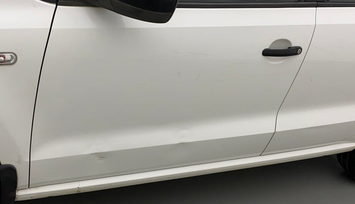 2011 Volkswagen Polo TRENDLINE 1.2L PETROL, Petrol, Manual, 75,918 km, Front passenger door - Slightly dented