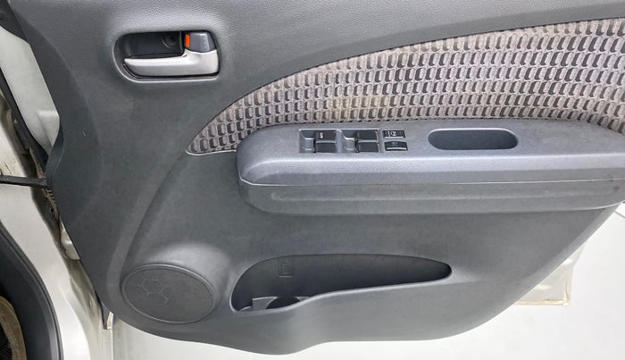 2013 Maruti Ritz VDI, Diesel, Manual, 84,641 km, Driver Side Door Panels Control