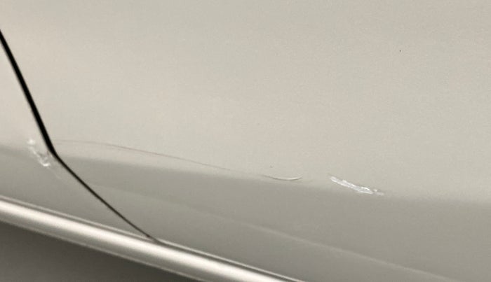 2013 Maruti Ritz VDI, Diesel, Manual, 84,641 km, Rear left door - Minor scratches