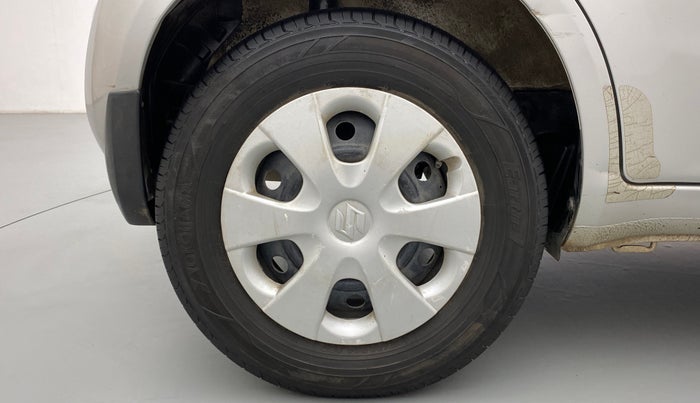 2013 Maruti Ritz VDI, Diesel, Manual, 84,641 km, Right Rear Wheel