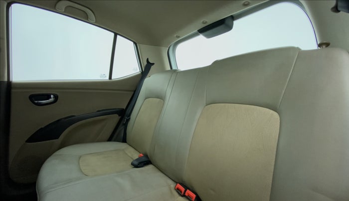2011 Hyundai i10 MAGNA 1.1 IRDE2, Petrol, Manual, 50,908 km, Right Side Rear Door Cabin