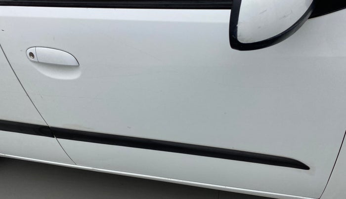 2011 Hyundai i10 MAGNA 1.1 IRDE2, Petrol, Manual, 50,908 km, Driver-side door - Minor scratches