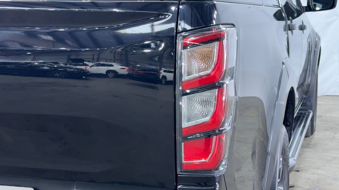 2024 Isuzu D-MAX X-terrain (4x4), Automatic, 25026 km, Badge (Boot Right Side)