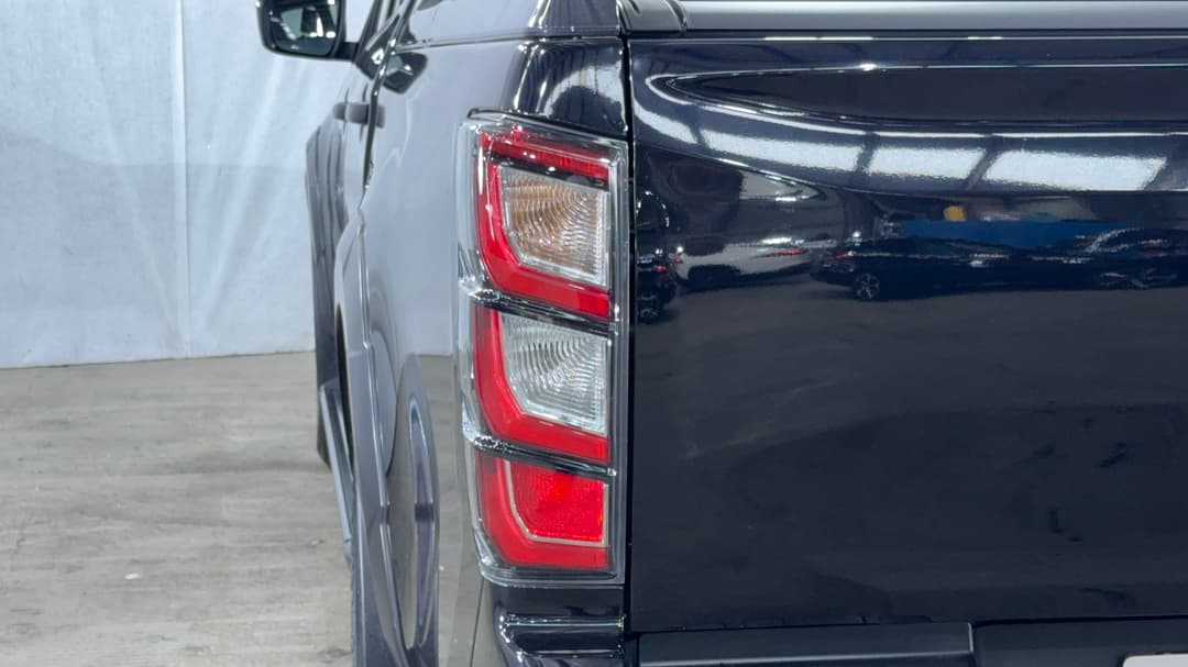 2024 Isuzu D-MAX X-terrain (4x4), Automatic, 25026 km, Badge (Boot Left Side)