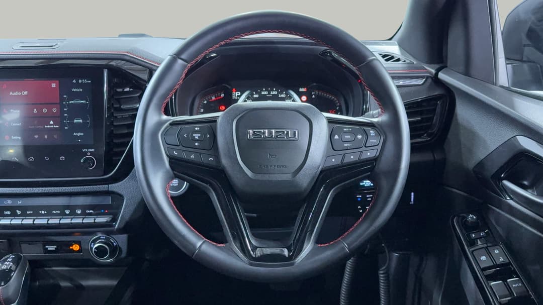 2024 Isuzu D-MAX X-terrain (4x4), Automatic, 25026 km, Steering Wheel Close-up