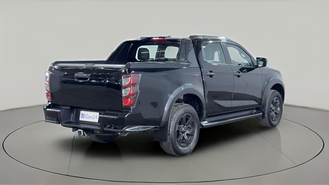 2024 Isuzu D-MAX X-terrain (4x4), Automatic, 25026 km, Right Back Diagonal (45- Degree) View